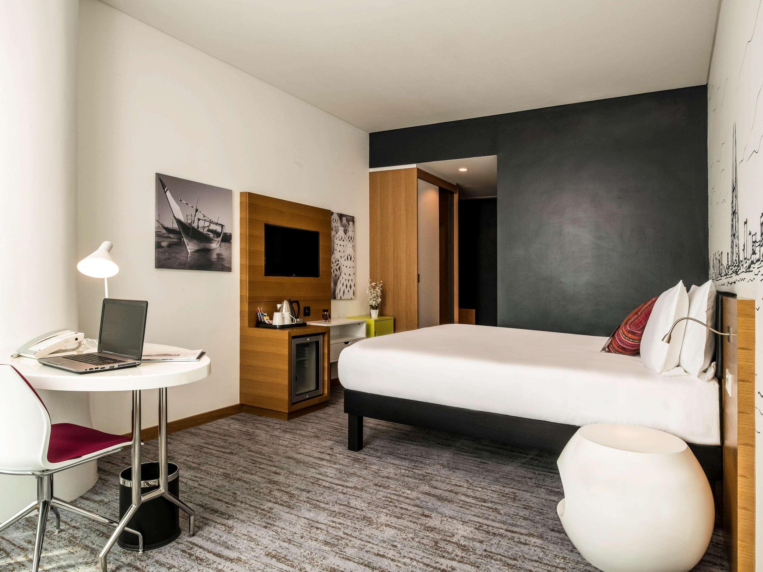 Ibis Styles Manama Diplomatic Area Hotell Exteriör bild