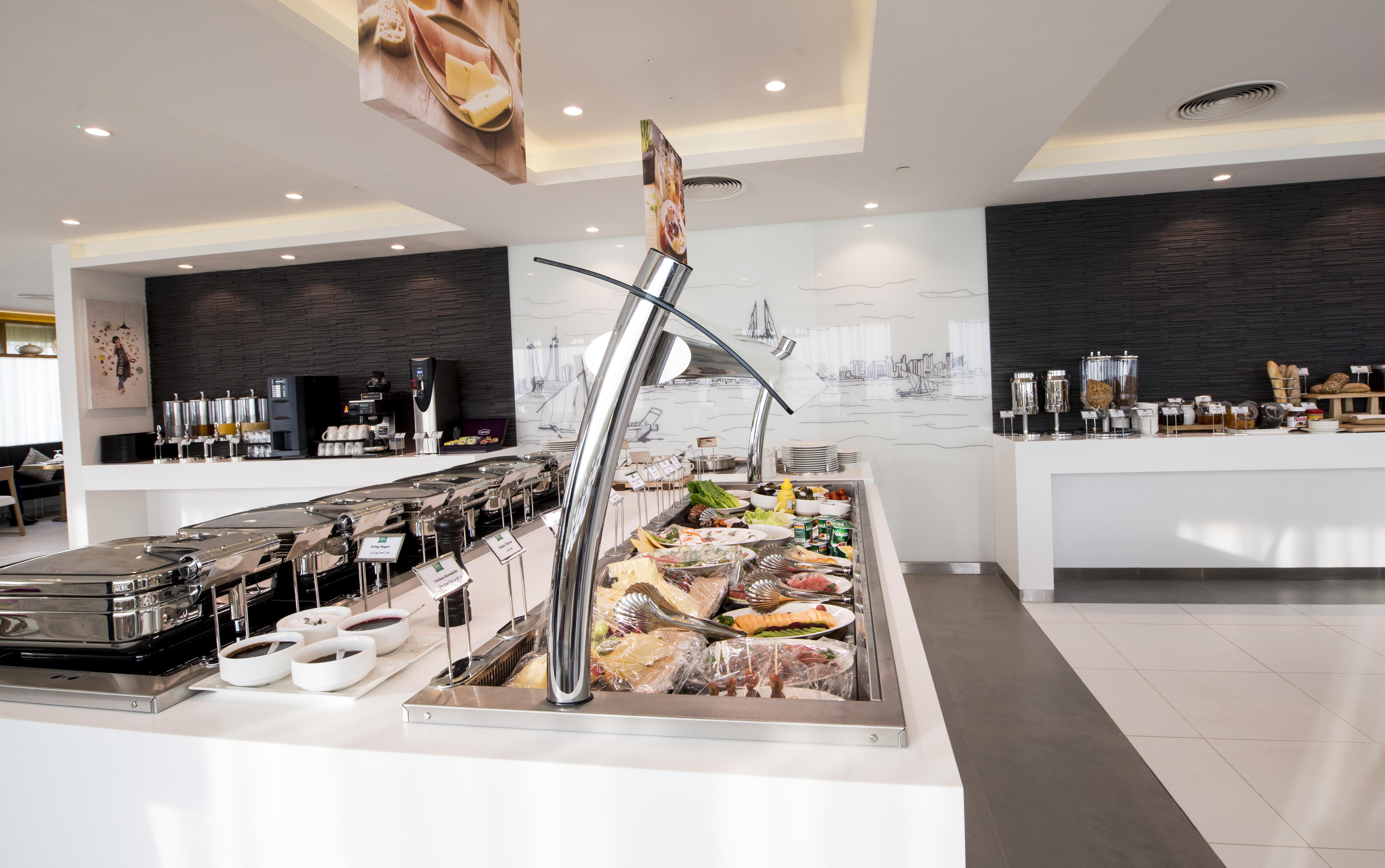 Ibis Styles Manama Diplomatic Area Hotell Exteriör bild