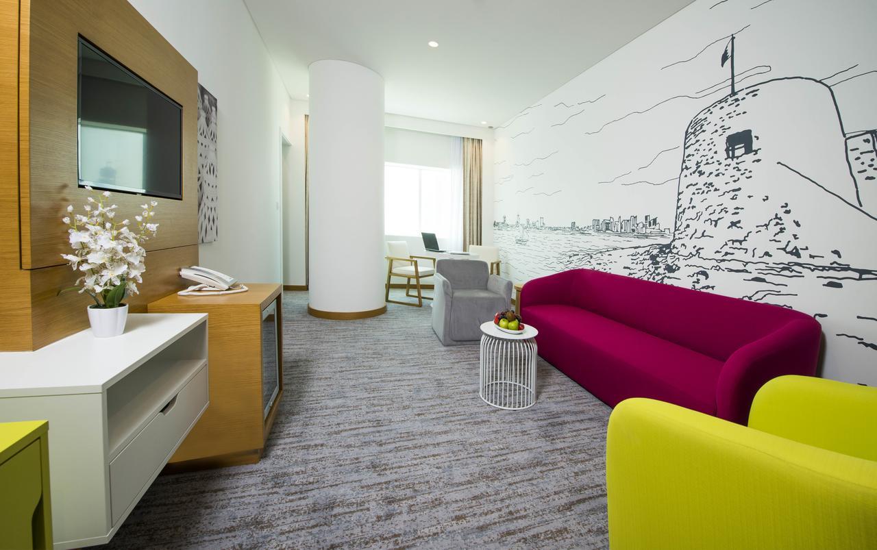 Ibis Styles Manama Diplomatic Area Hotell Exteriör bild