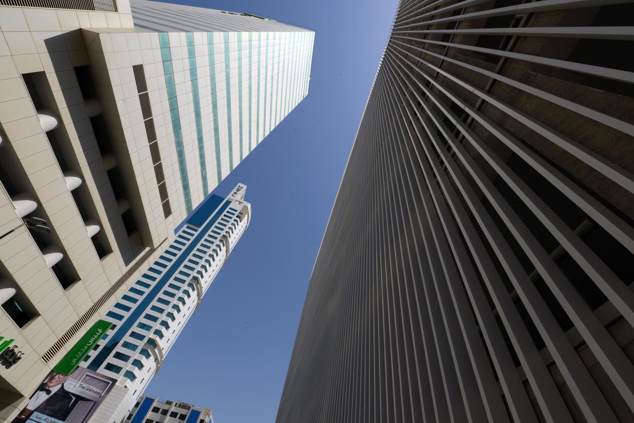 Ibis Styles Manama Diplomatic Area Hotell Exteriör bild
