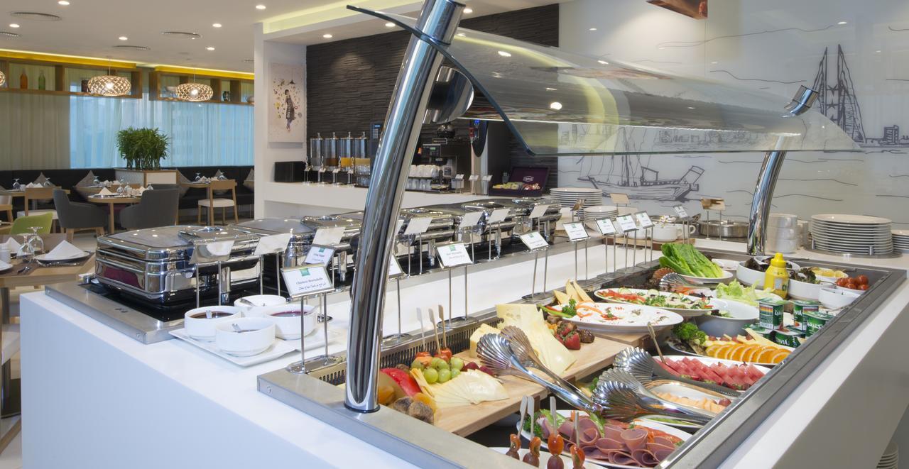 Ibis Styles Manama Diplomatic Area Hotell Exteriör bild